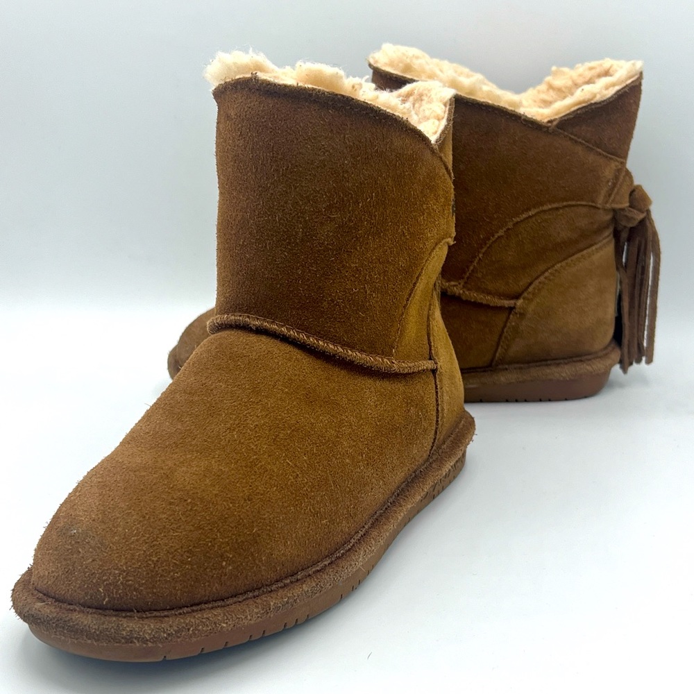 Girls Youth Size 3 BearPaw Fur Boots